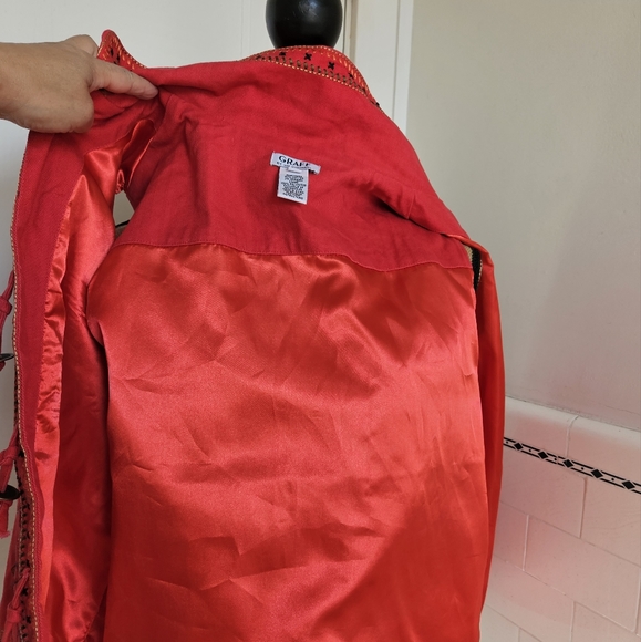 Graff by UM Company Embroidered Red Open Front Casual Vest - Picture 15 of 16